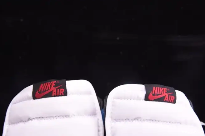 MaikeSneakers Top Jordan 2.0 Retro 1 3 Air High DA2728-100 0625